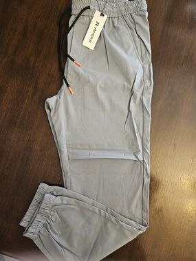 & Other Stories Men's Light Gray Jogger Pants with Elastic Waist